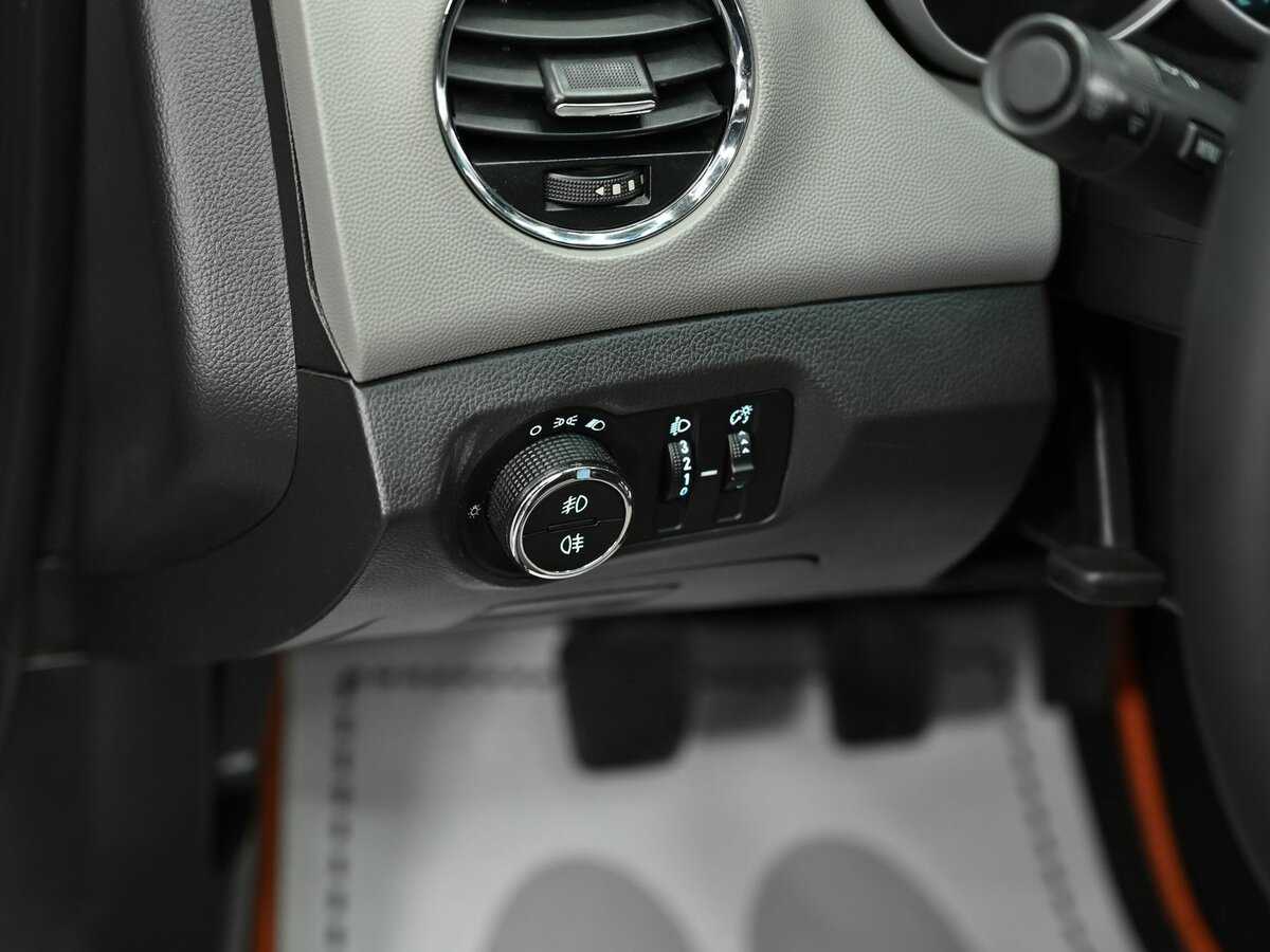 Chevrolet Cruze б/у, 2013, Механическая. Фото: #8