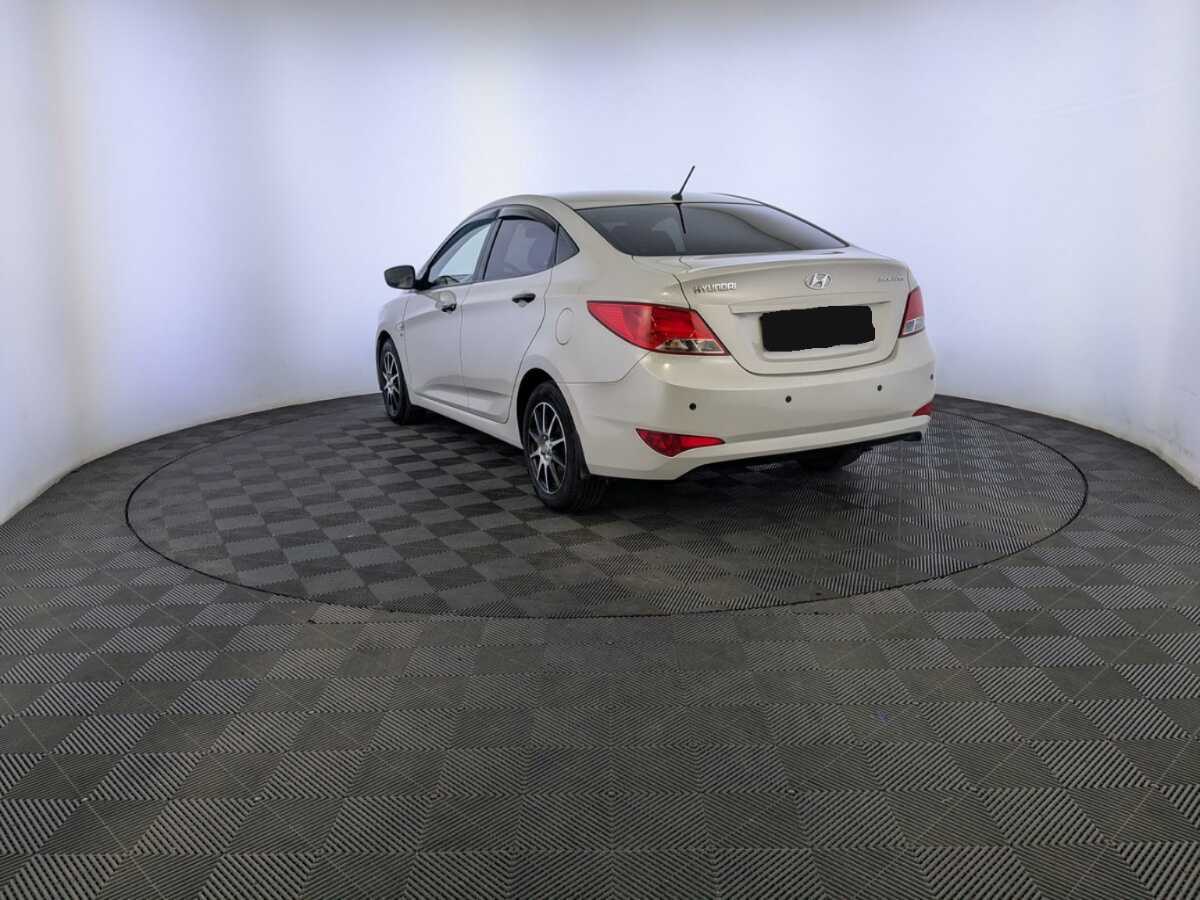 Hyundai Solaris б/у, 2015, Автоматическая. Фото: #6