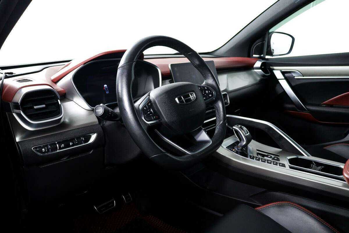 Geely Coolray б/у, 2021, Роботизированная. Фото: #12