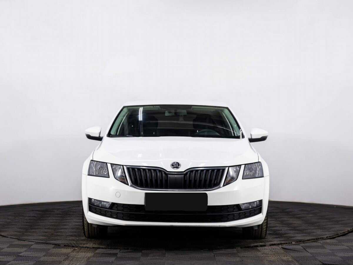 Skoda Octavia б/у, 2019, Механическая. Фото: #1