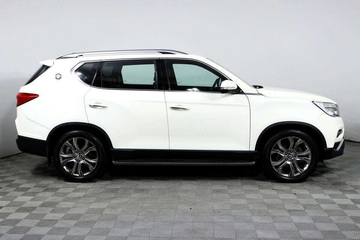 SsangYong Rexton б/у, 2018, Автоматическая. Фото: #3
