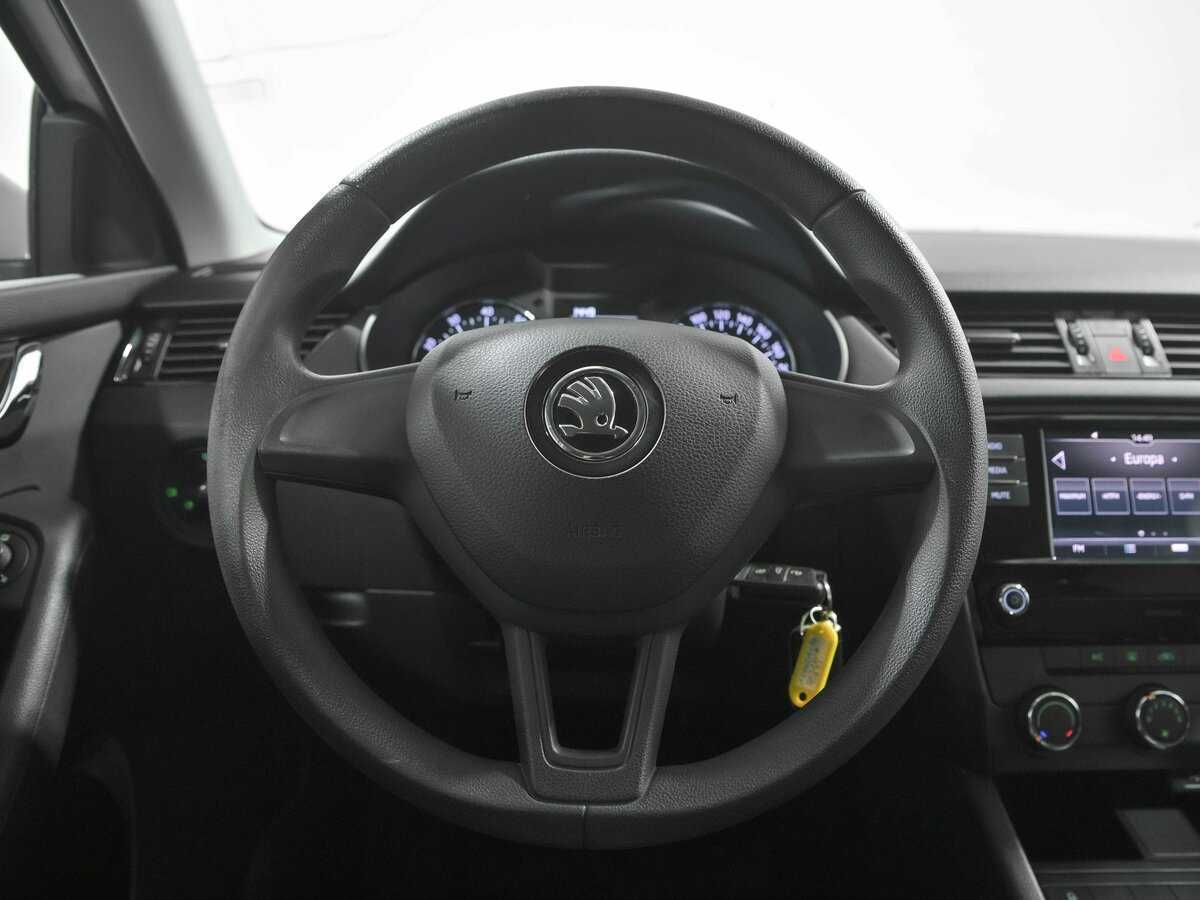 Skoda Octavia б/у, 2018, Механическая. Фото: #6