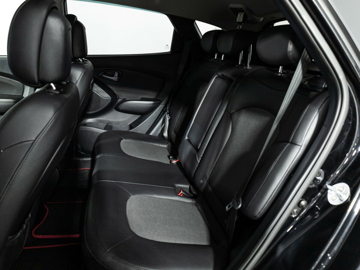 Hyundai ix35 б/у, 2014, Автоматическая. Фото: #9