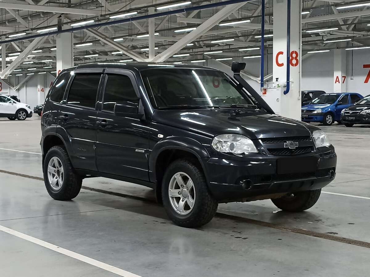 Chevrolet Niva б/у, 2018, Механическая. Фото: #2