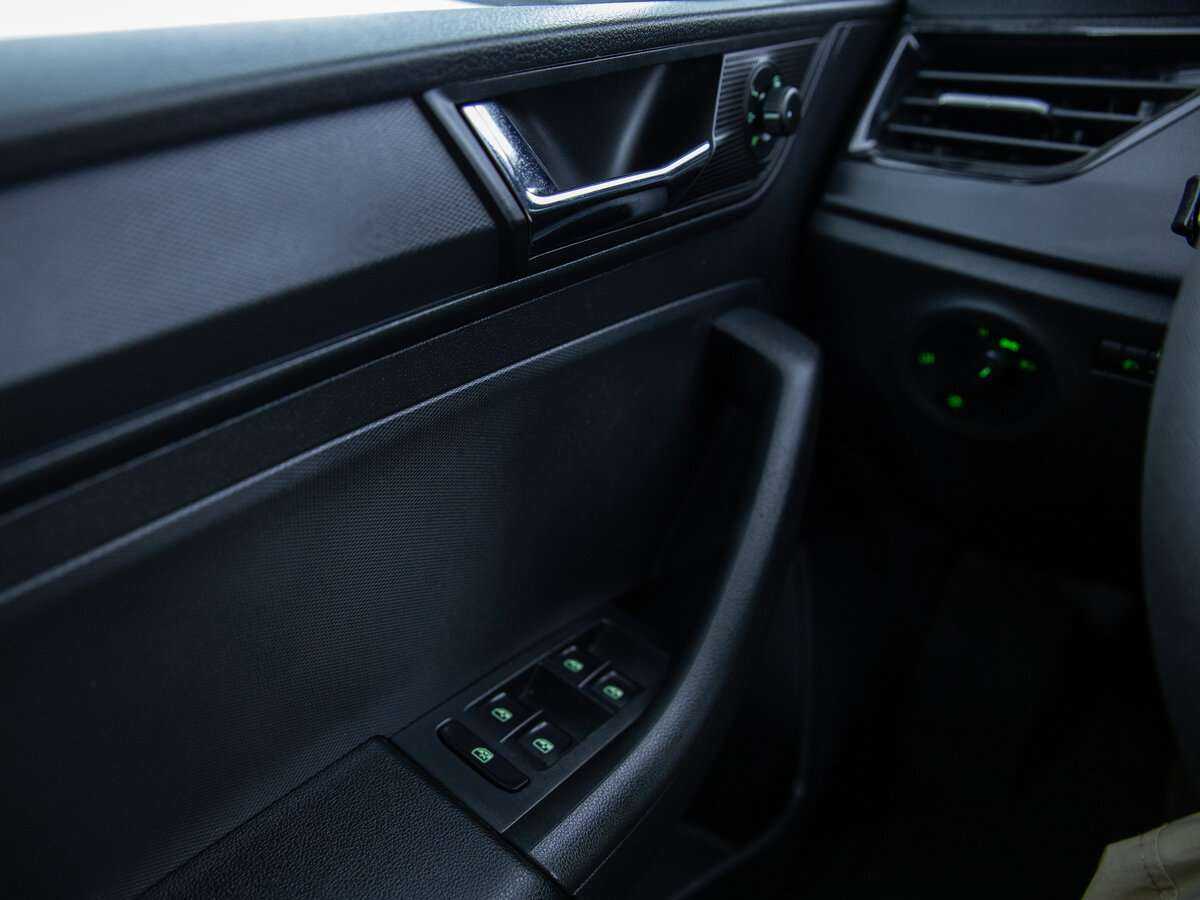 Skoda Rapid б/у, 2021, Механическая. Фото: #16