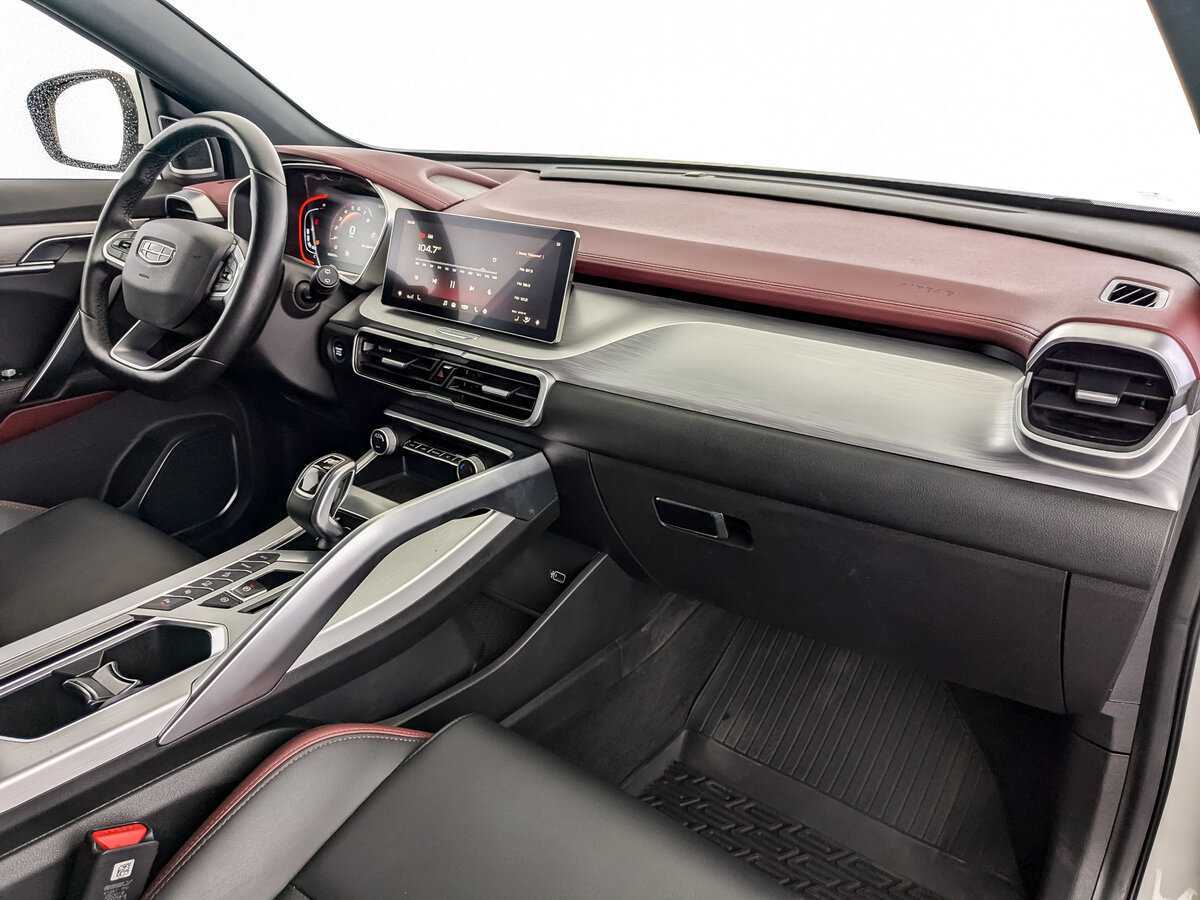 Geely Coolray б/у, 2022, Роботизированная. Фото: #10