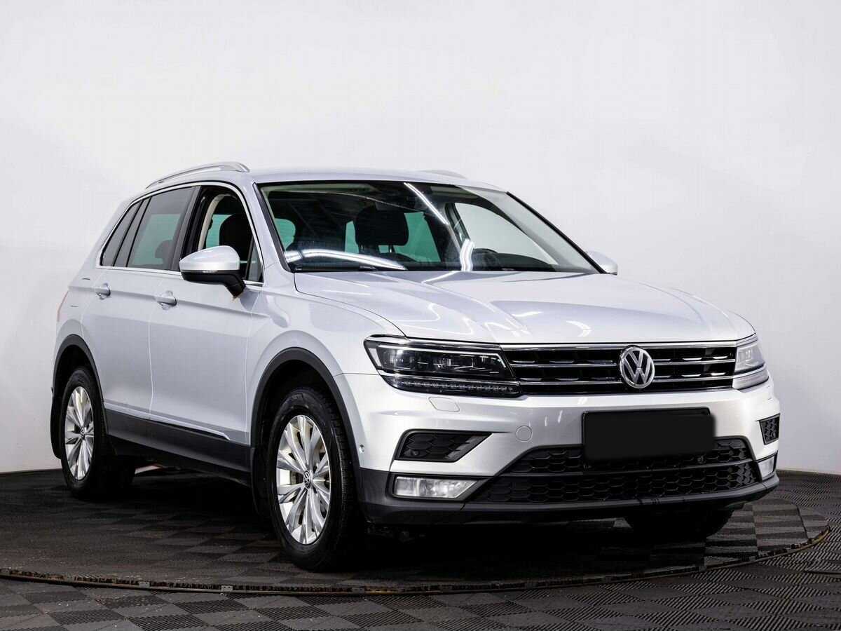 Volkswagen Tiguan б/у, 2017, Роботизированная. Фото: #2
