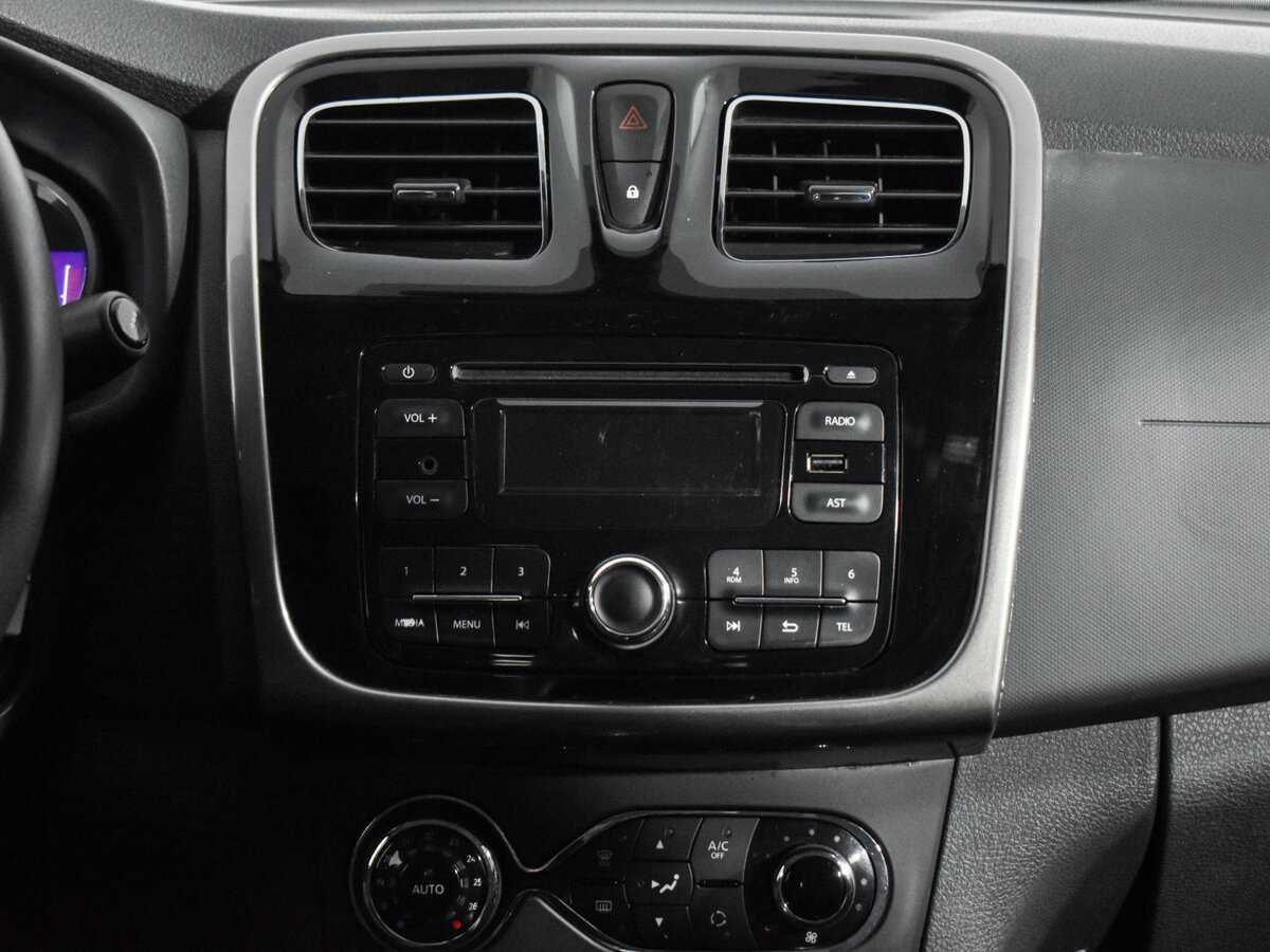 Renault Sandero б/у, 2017, Автоматическая. Фото: #13