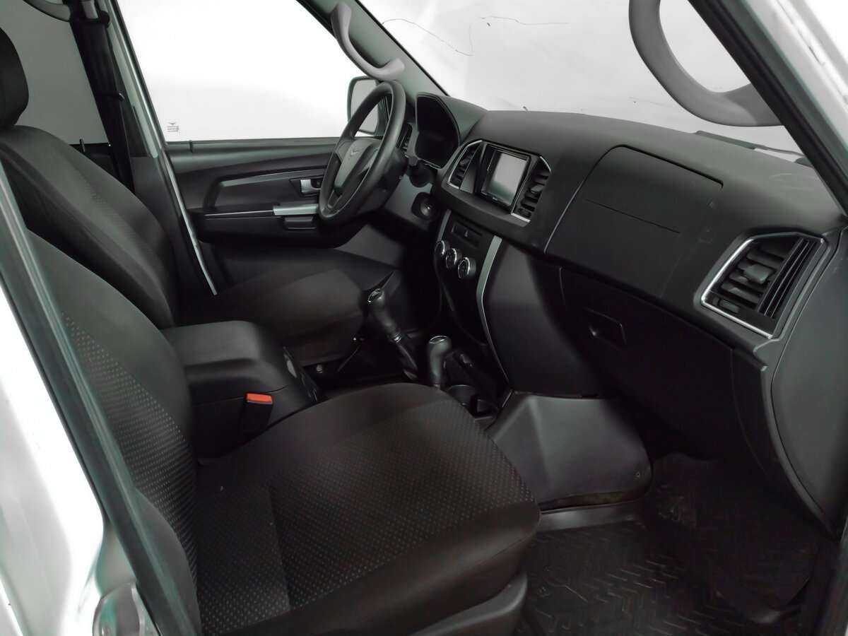 УАЗ Patriot б/у, 2019, Механическая. Фото: #5