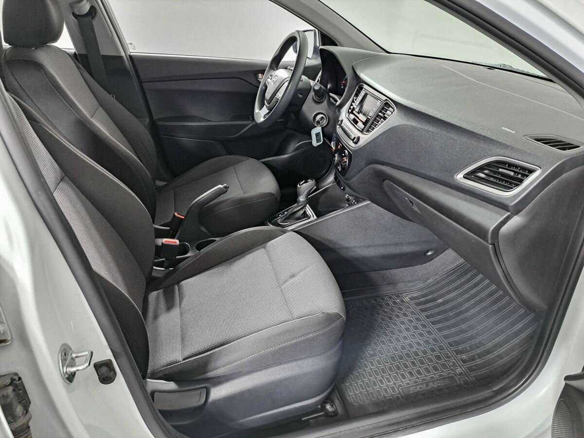 Hyundai Solaris б/у, 2018, Автоматическая. Фото: #9