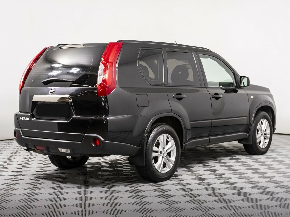 Nissan X-Trail б/у, 2014, Механическая. Фото: #3