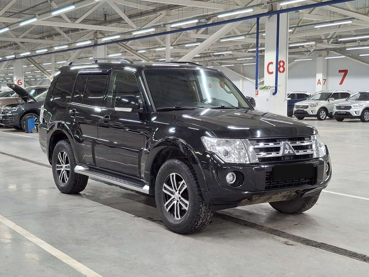 Mitsubishi Pajero б/у, 2012, Автоматическая. Фото: #2