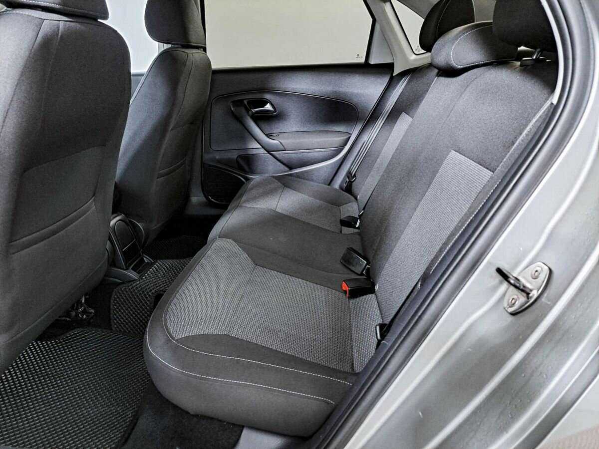 Volkswagen Polo б/у, 2017, Автоматическая. Фото: #9