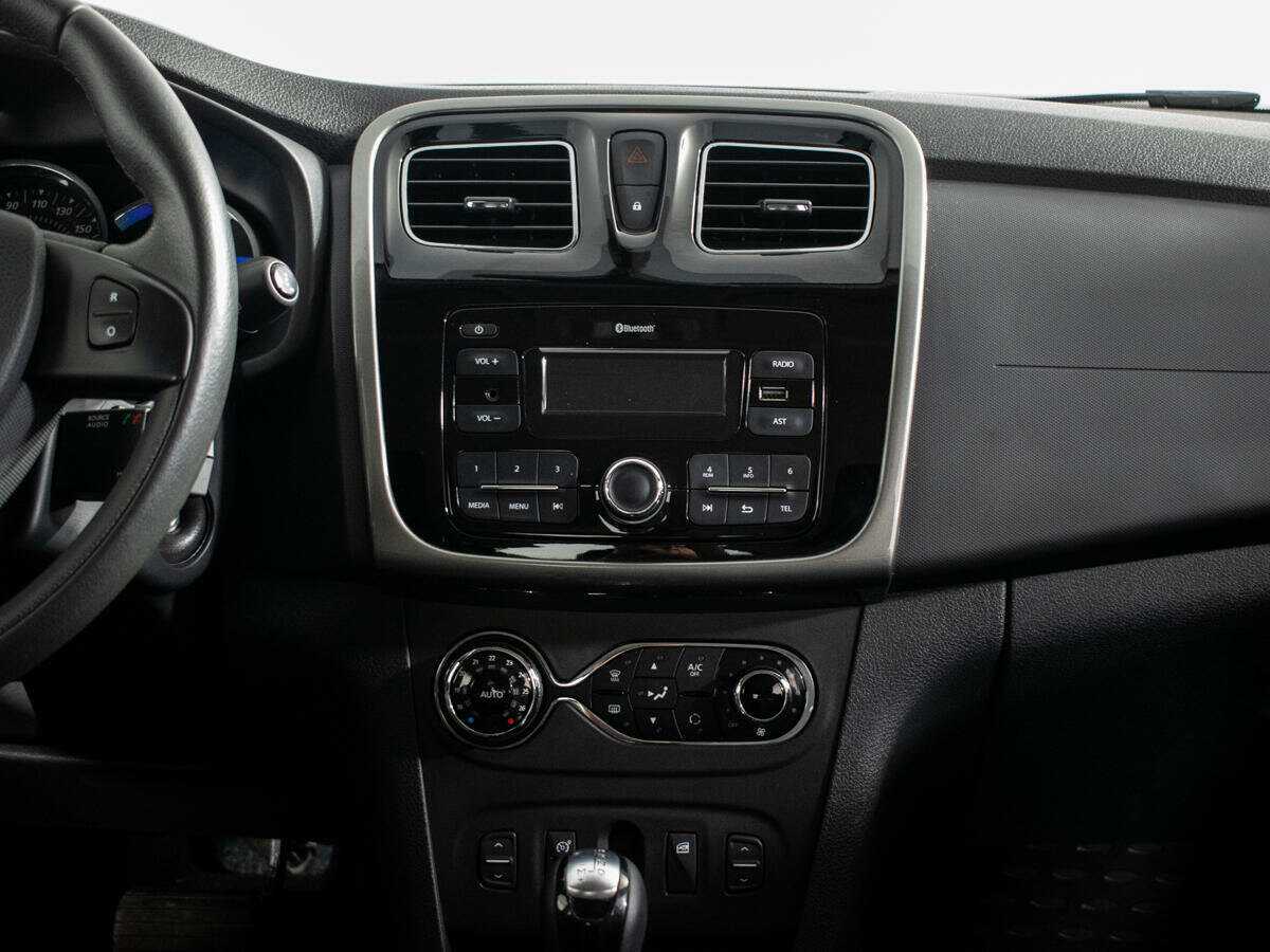 Renault Sandero б/у, 2017, Автоматическая. Фото: #10