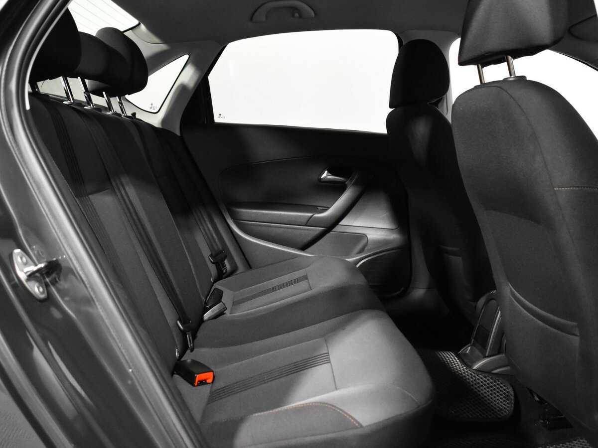 Volkswagen Polo б/у, 2017, Механическая. Фото: #9