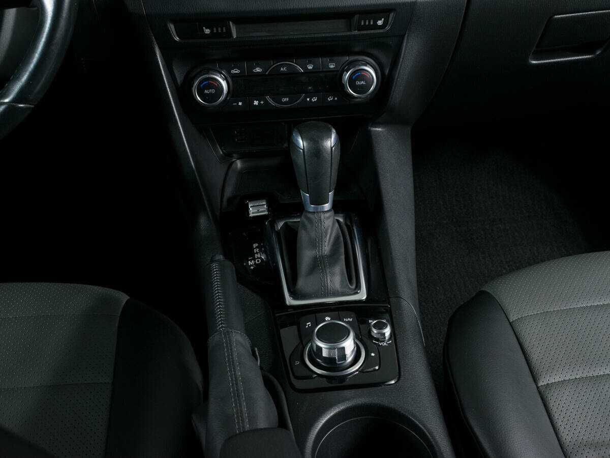 Mazda 3 б/у, 2018, Автоматическая. Фото: #11
