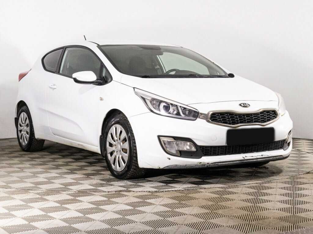 Kia Ceed б/у, 2013, Автоматическая. Фото: #2