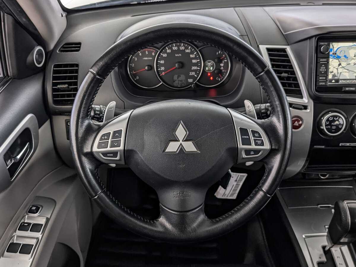 Mitsubishi Pajero Sport б/у, 2013, Автоматическая. Фото: #21