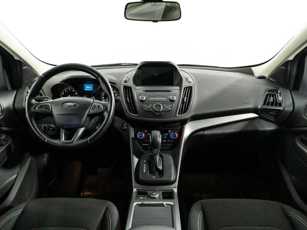 Ford Kuga б/у, 2017, Автоматическая. Фото: #12