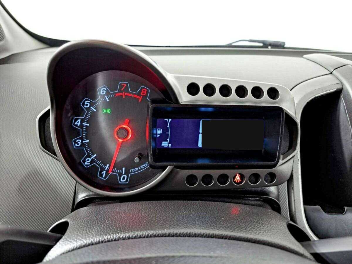 Chevrolet Aveo б/у, 2012, Механическая. Фото: #10
