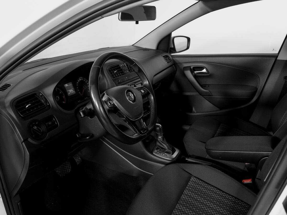 Volkswagen Polo б/у, 2017, Автоматическая. Фото: #14
