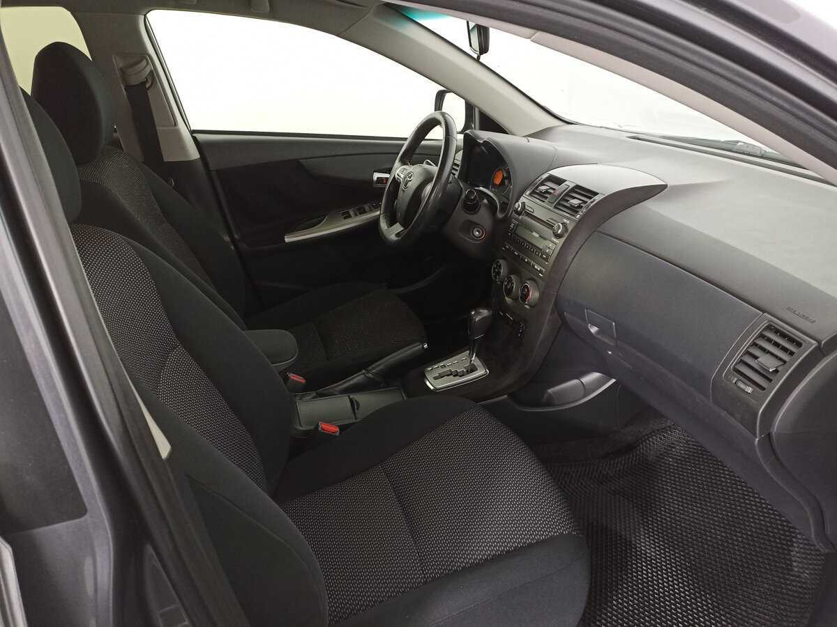 Toyota Corolla б/у, 2012, Автоматическая. Фото: #10