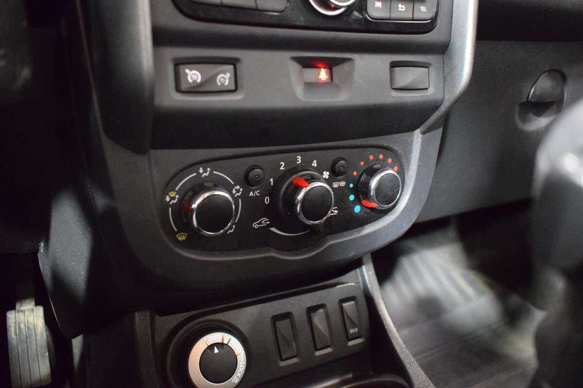 Renault Duster б/у, 2015, Автоматическая. Фото: #17