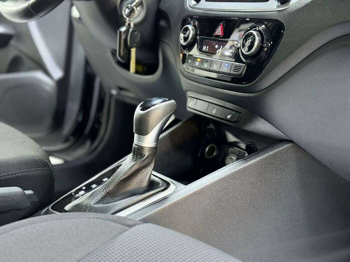 Hyundai Solaris б/у, 2020, Автоматическая. Фото: #17