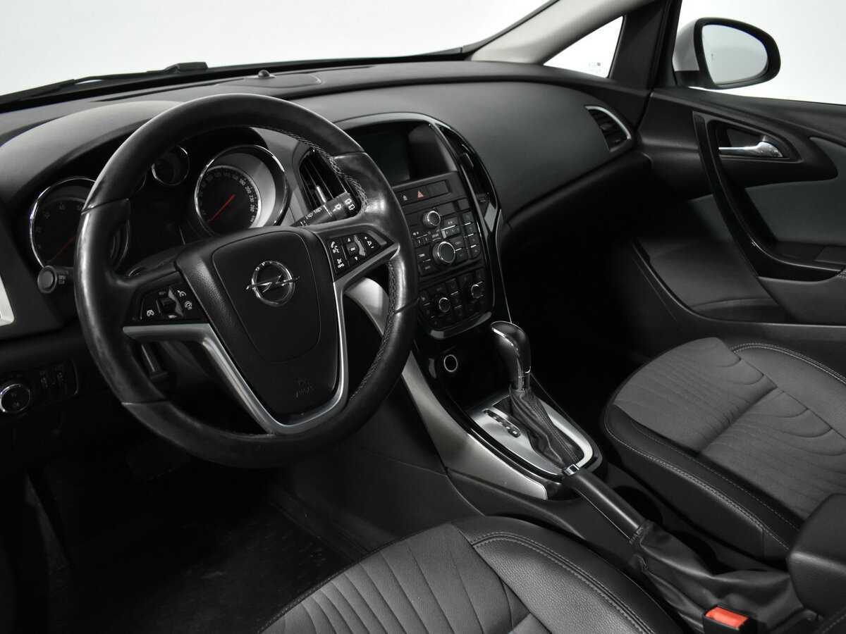 Opel Astra б/у, 2014, Автоматическая. Фото: #8