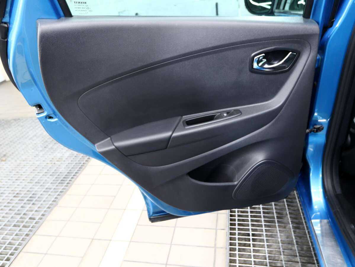 Renault Kaptur б/у, 2016, Автоматическая. Фото: #14