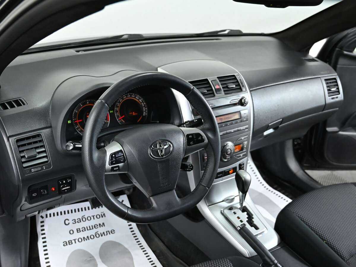 Toyota Corolla б/у, 2013, Автоматическая. Фото: #7