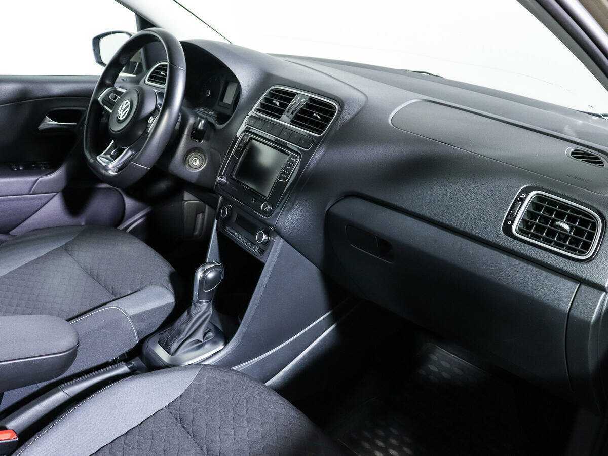 Volkswagen Polo б/у, 2019, Роботизированная. Фото: #8