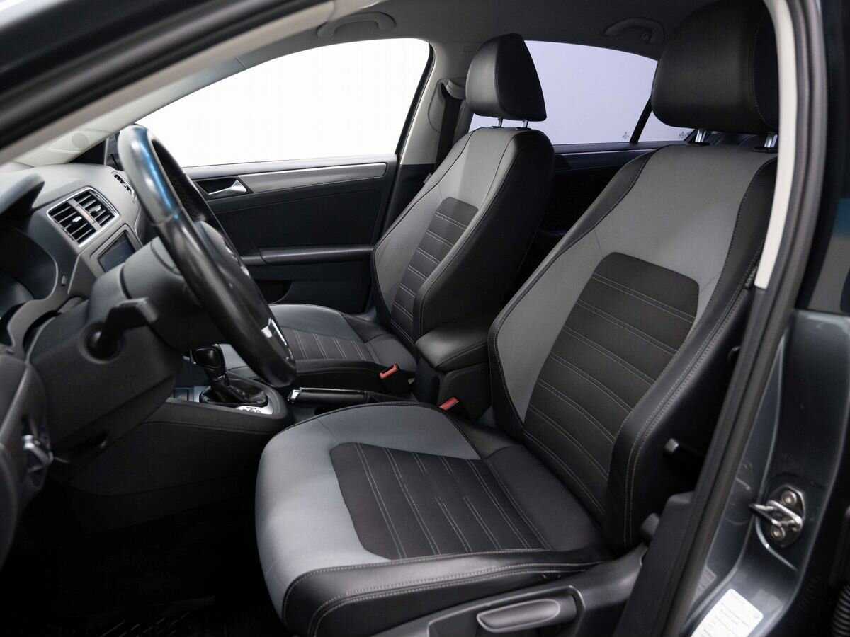 Volkswagen Jetta б/у, 2012, Роботизированная. Фото: #7