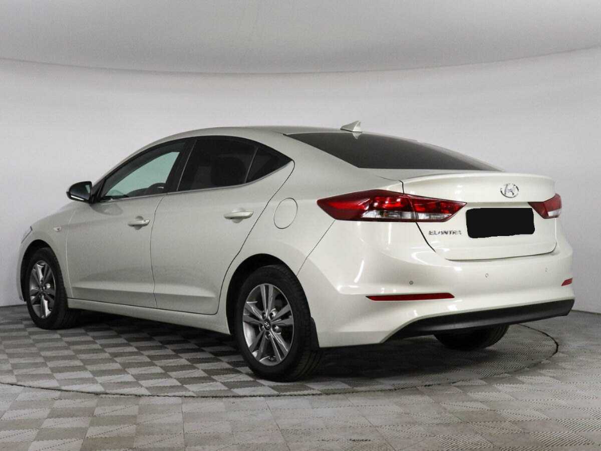 Hyundai Elantra б/у, 2017, Автоматическая. Фото: #6