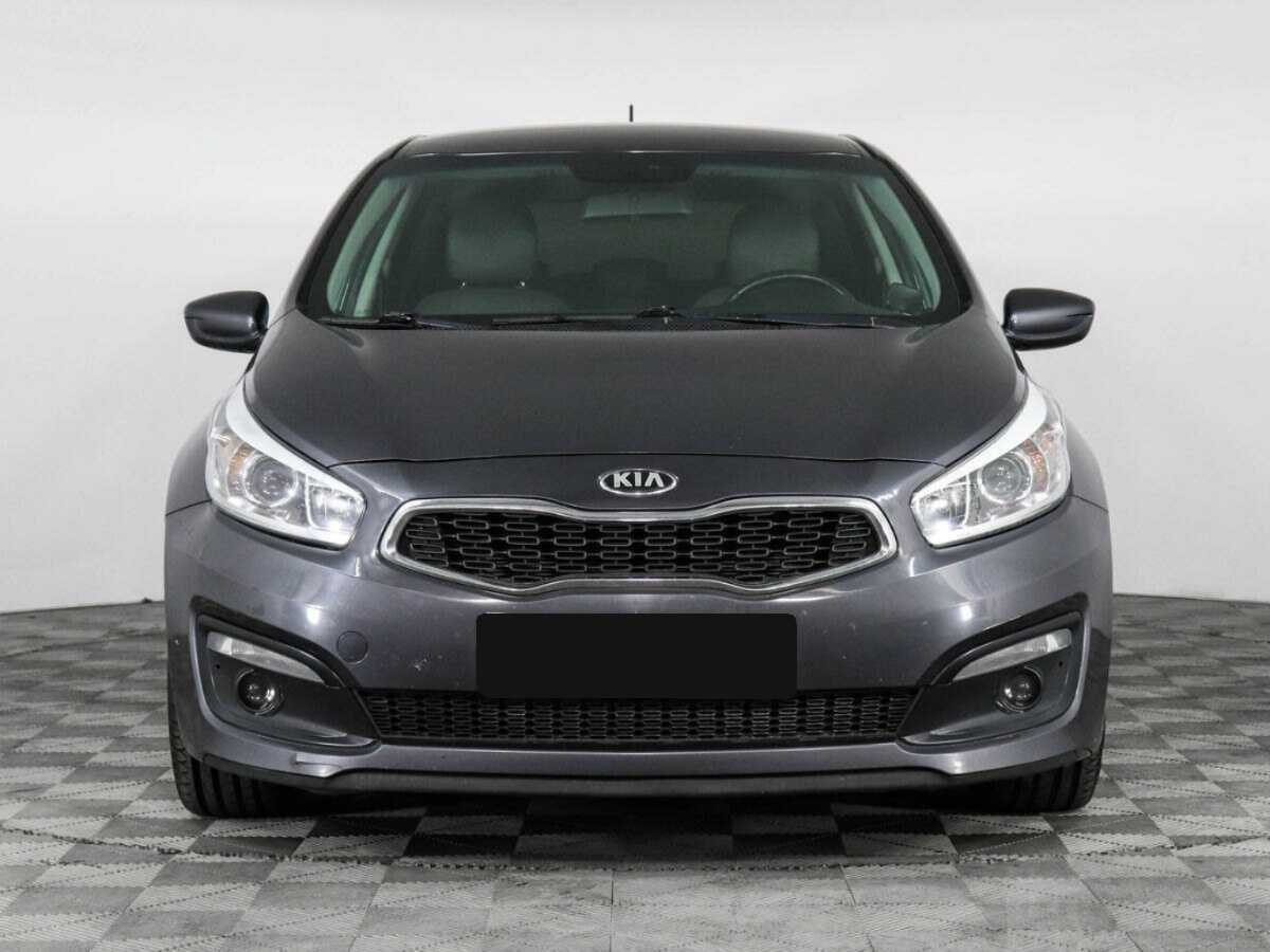 Kia Ceed б/у, 2016, Автоматическая. Фото: #1