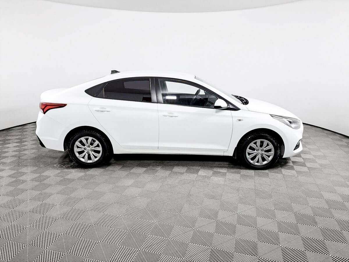 Hyundai Solaris б/у, 2017, Механическая. Фото: #3