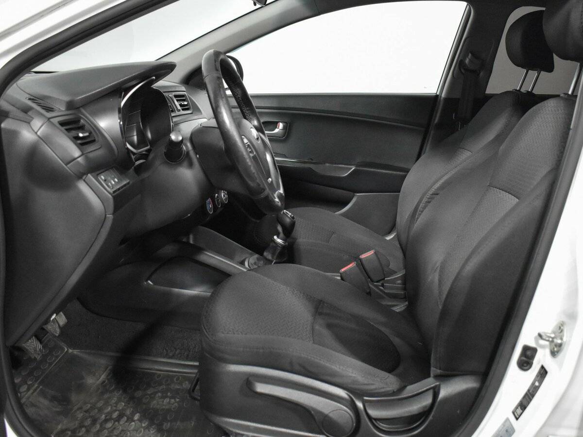 Kia Rio б/у, 2016, Механическая. Фото: #9