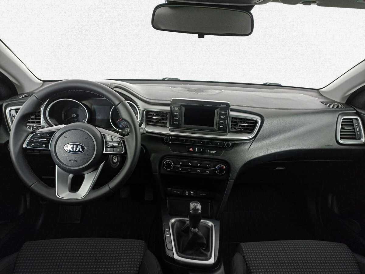 Kia Ceed б/у, 2019, Механическая. Фото: #11