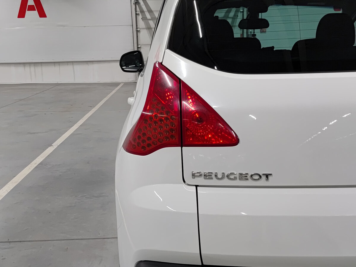 Peugeot 3008 б/у, 2012, Механическая. Фото: #8