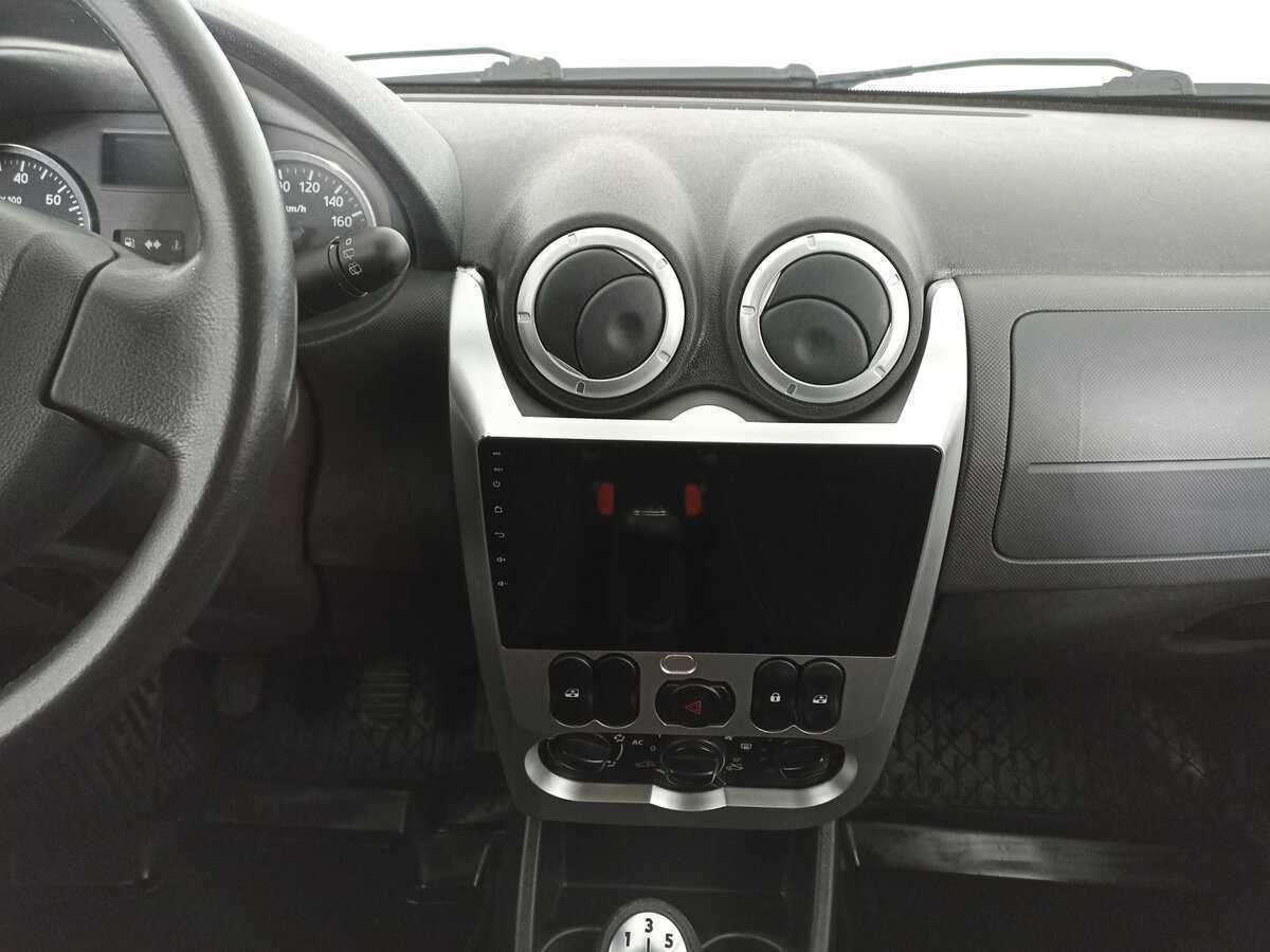 Renault Sandero б/у, 2014, Механическая. Фото: #14