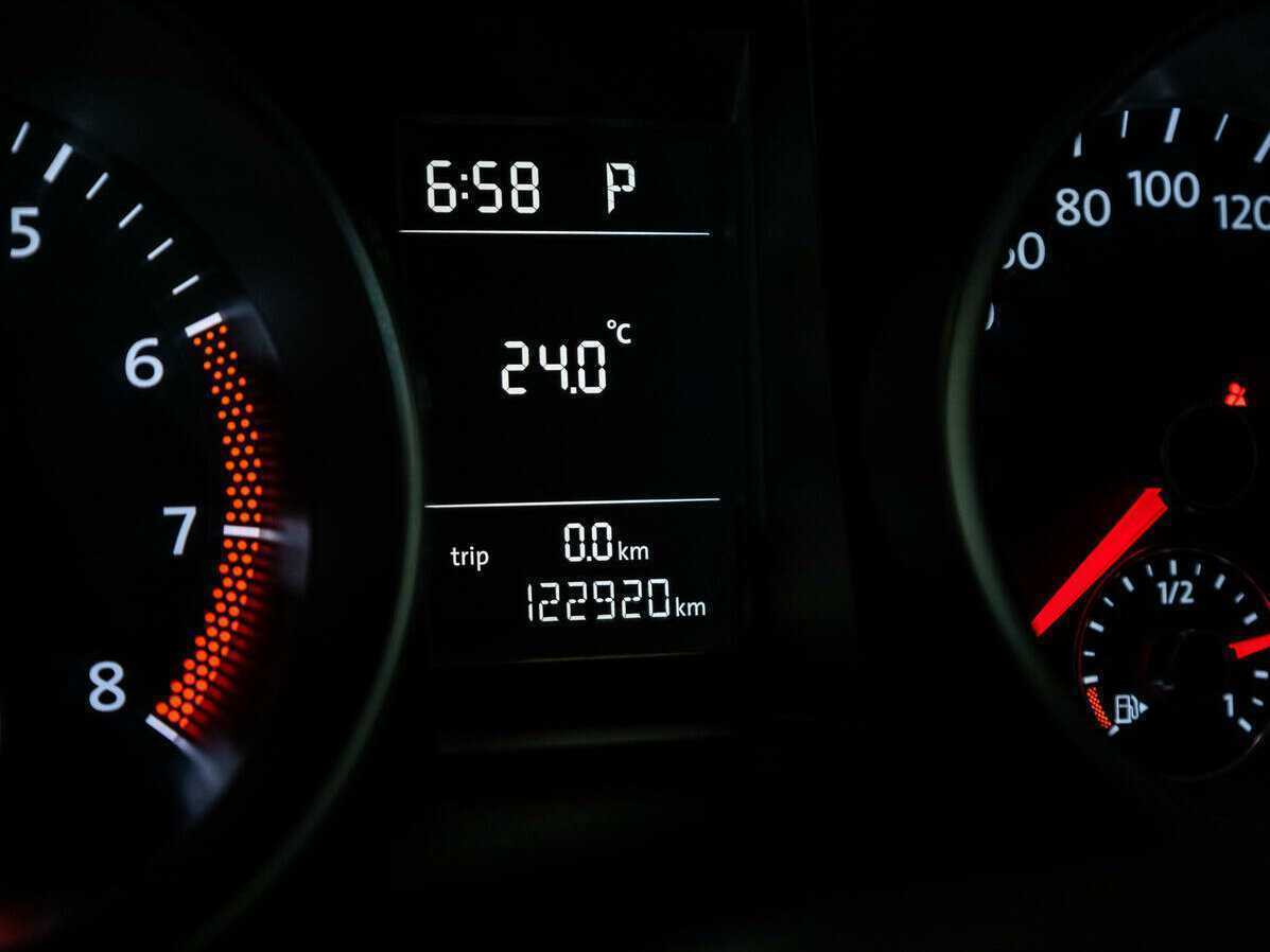 Volkswagen Golf б/у, 2012, Роботизированная. Фото: #11