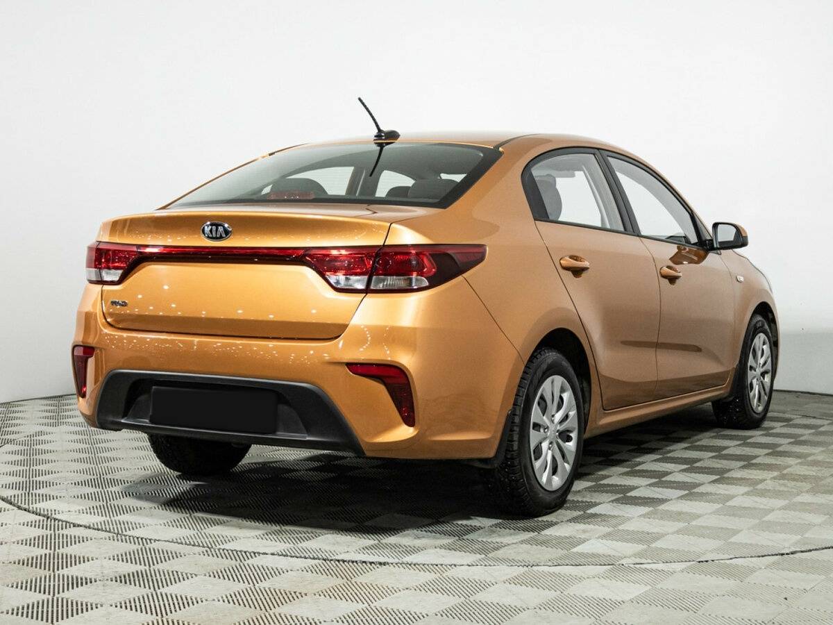 Kia Rio б/у, 2017, Автоматическая. Фото: #4