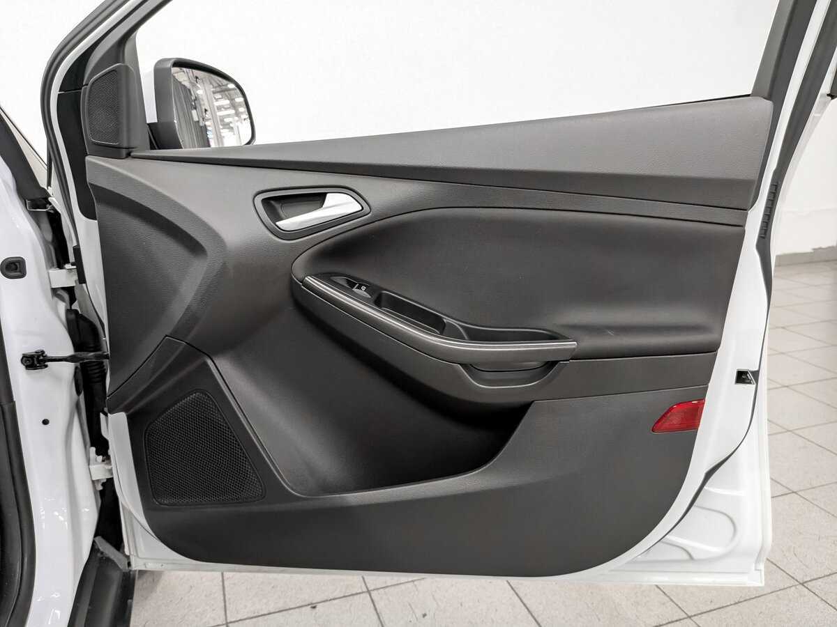 Ford Focus б/у, 2015, Механическая. Фото: #20