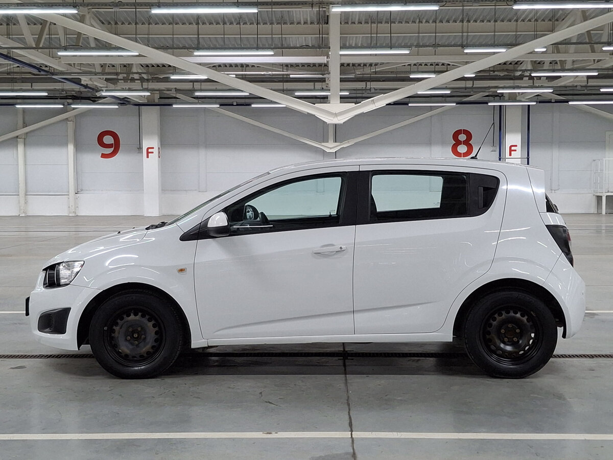 Chevrolet Aveo б/у, 2015, Автоматическая. Фото: #7