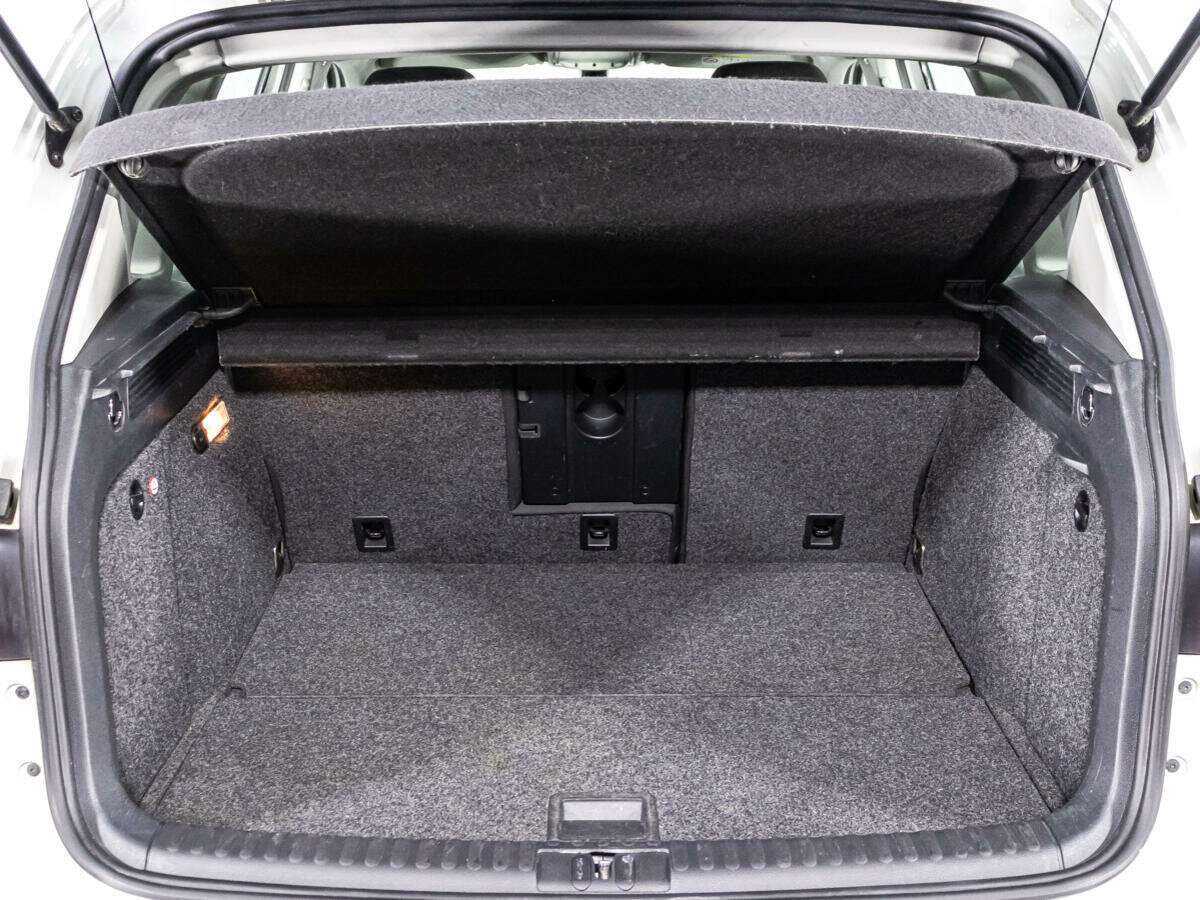 Volkswagen Tiguan б/у, 2015, Автоматическая. Фото: #14