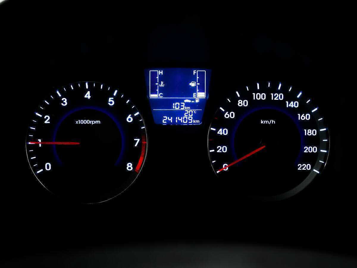 Hyundai Solaris б/у, 2016, Механическая. Фото: #9