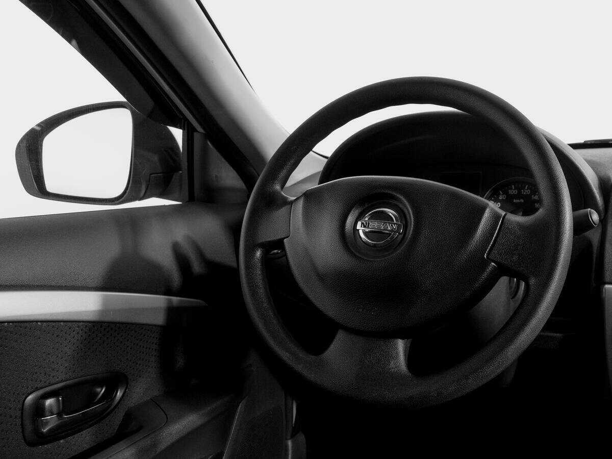 Nissan Almera б/у, 2017, Механическая. Фото: #13