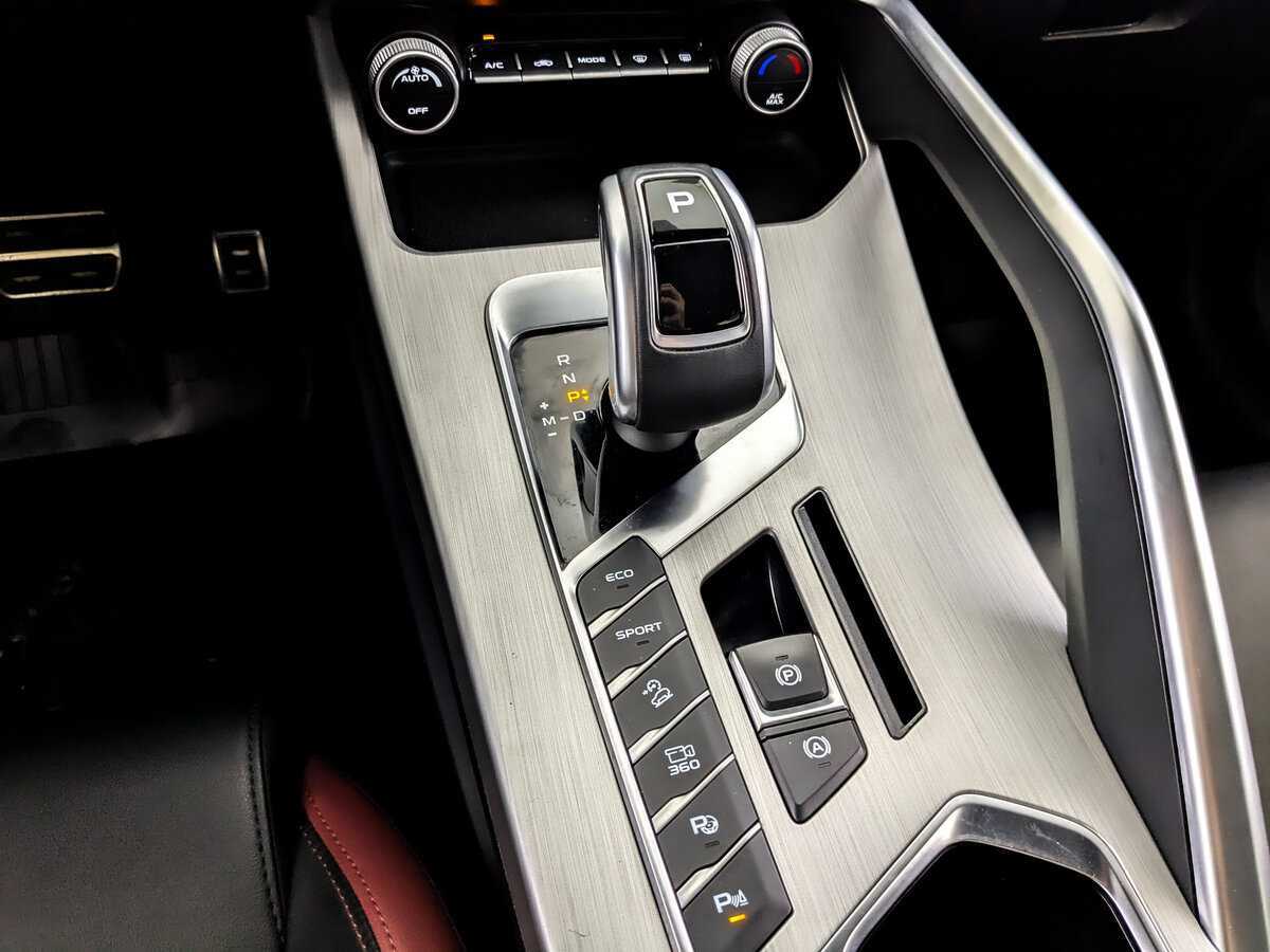 Geely Coolray б/у, 2021, Роботизированная. Фото: #21