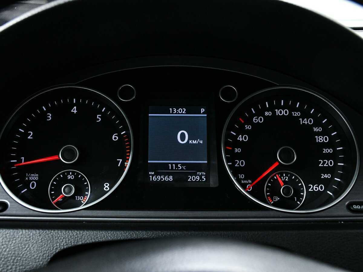 Volkswagen Passat б/у, 2013, Роботизированная. Фото: #9