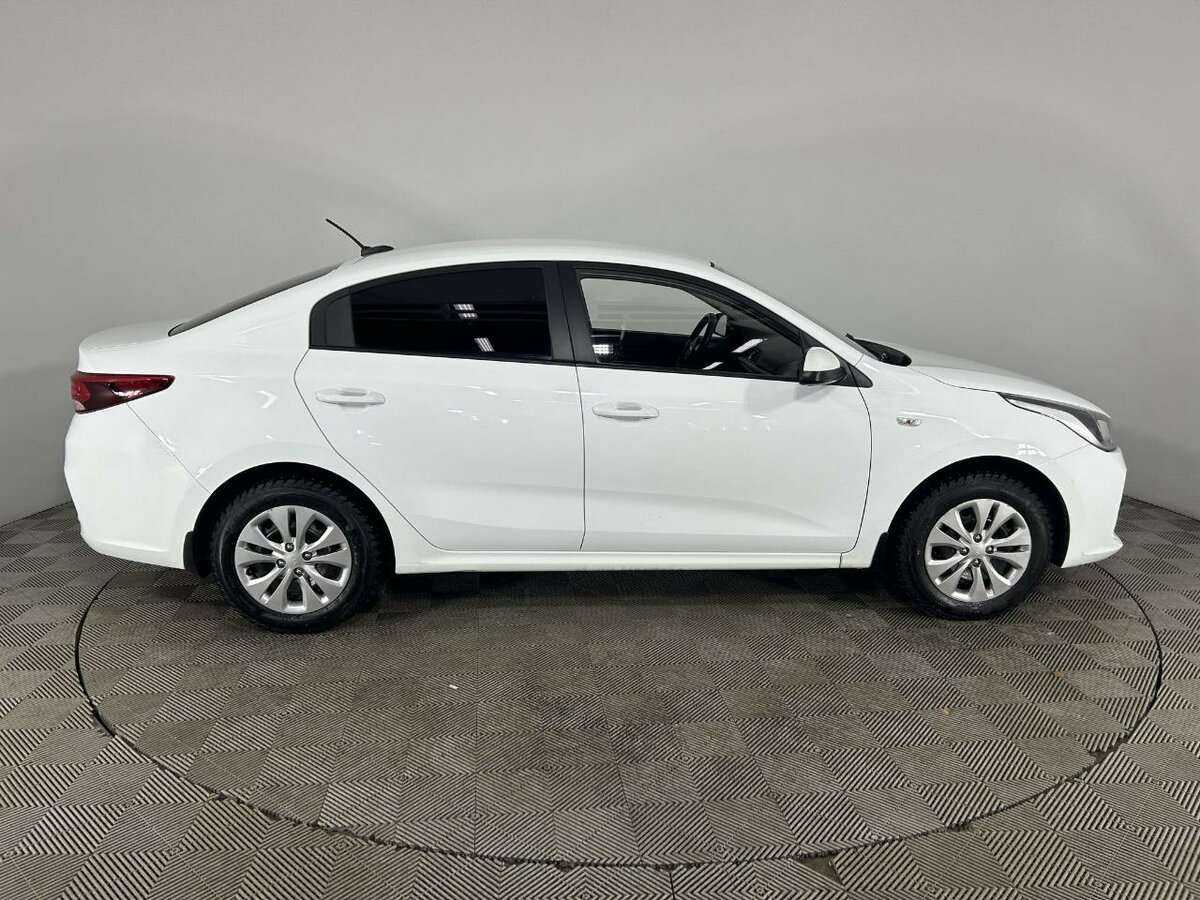 Kia Rio б/у, 2018, Механическая. Фото: #3